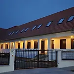 Gæstehus Szende Vendeghaz 3*