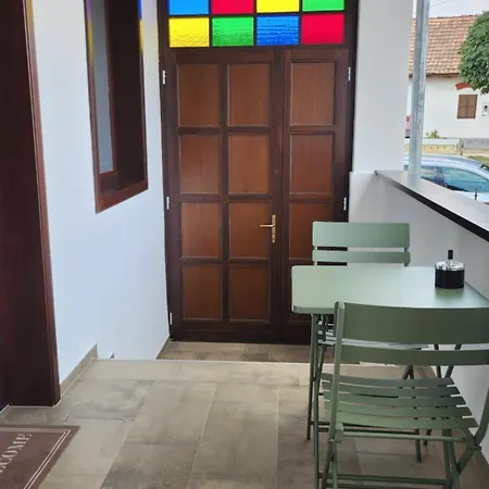 بيت ضيافة Szende Vendeghaz